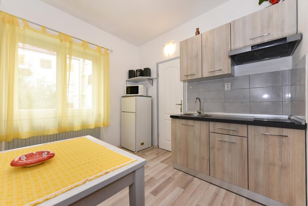 Dado Apartment *